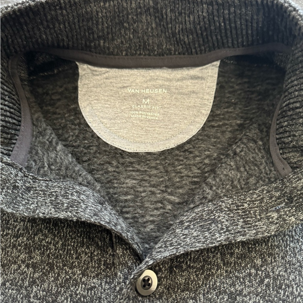 Van Heusen Gray Crewneck Sweater Classic Design - Picture 5 of 6